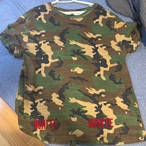 Off white camo tee